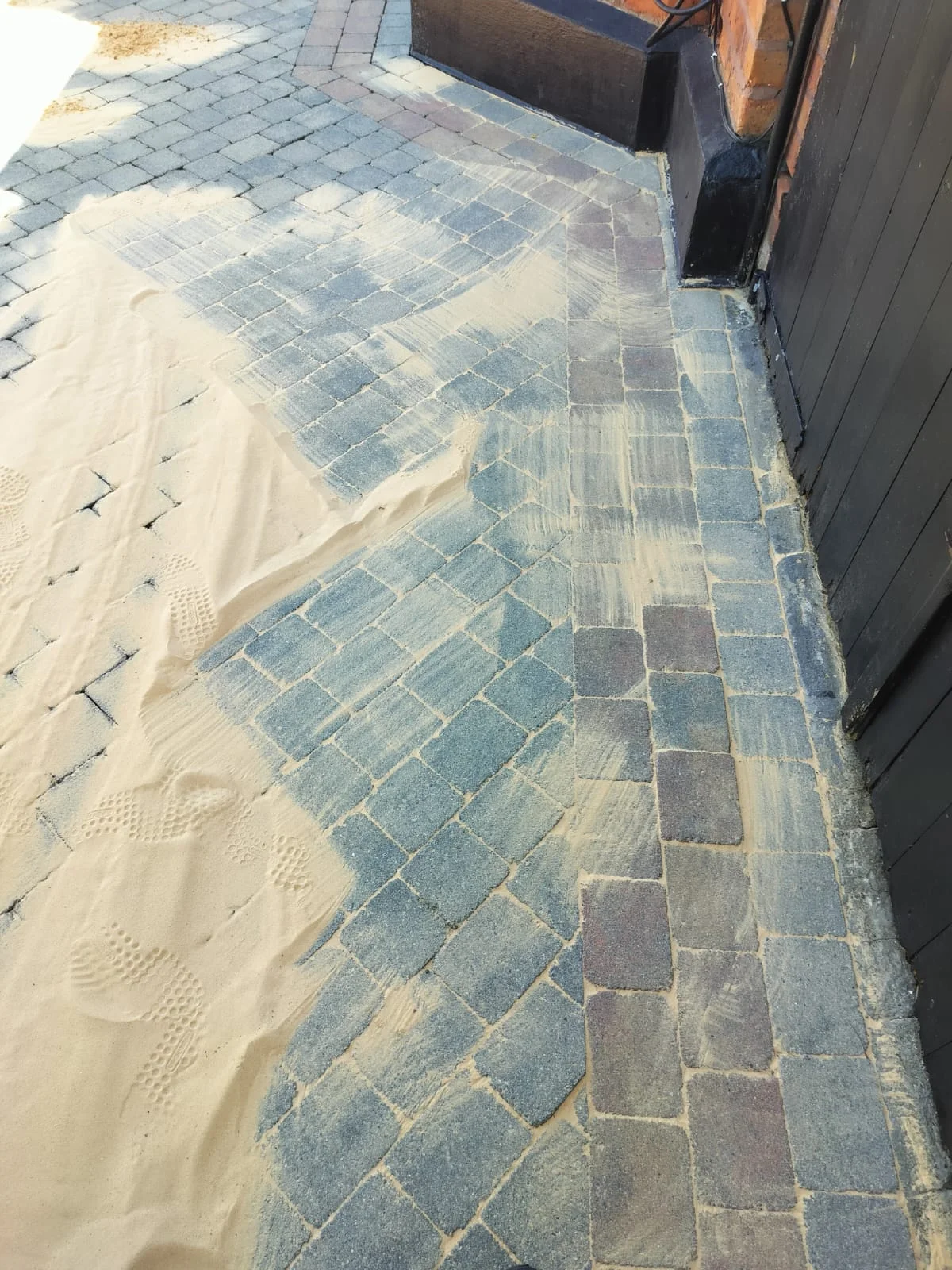 Re-sanding & Finishing